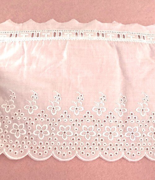 Ricamo Sangallo con passanastro 100% cotone Bianco -art.1064