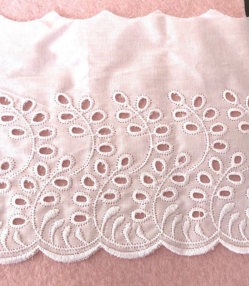 sangallo 20710 Ricamo Sangallo 100% cotone Bianco 13,80 metri -art.20710 - immagine 1