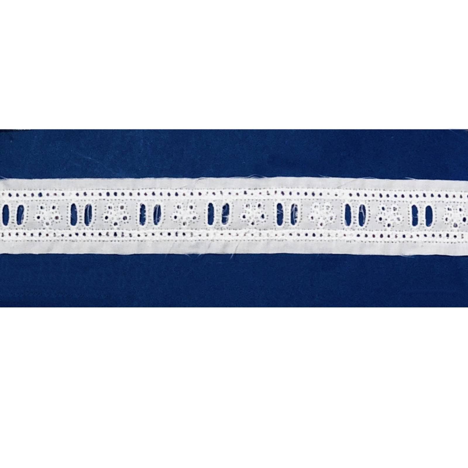 43960 Nastro Pizzo San Gallo Passanastro Altezza 3 cm Confezione da 13,80 mt-Art.43960 - immagine 1